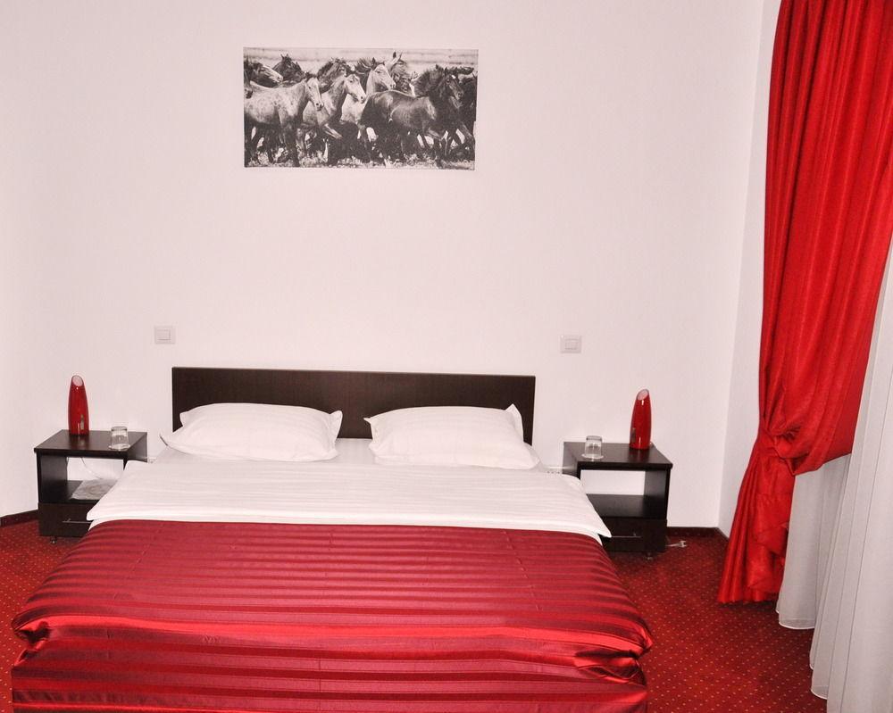 Hotel Pascu 부쿠레슈티 외부 사진