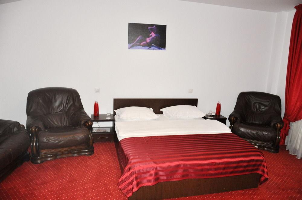 Hotel Pascu 부쿠레슈티 외부 사진